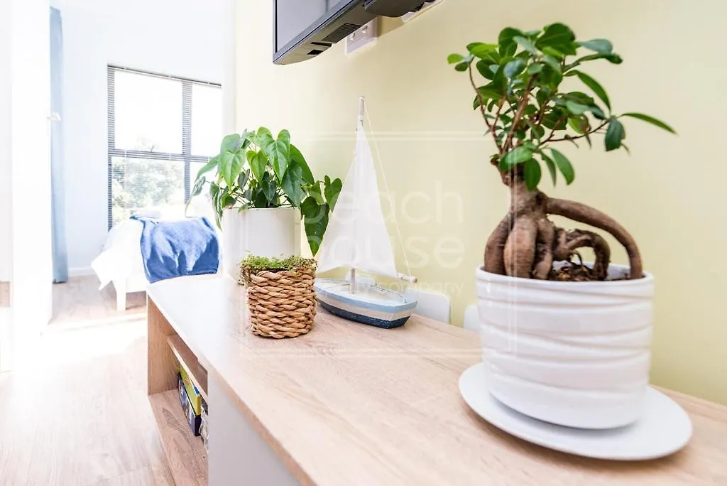 Apartment Warm Contemporary 2-Bedroom Apartment- 7 Atlantic Port, Blouberg, Cape Town South Africa
